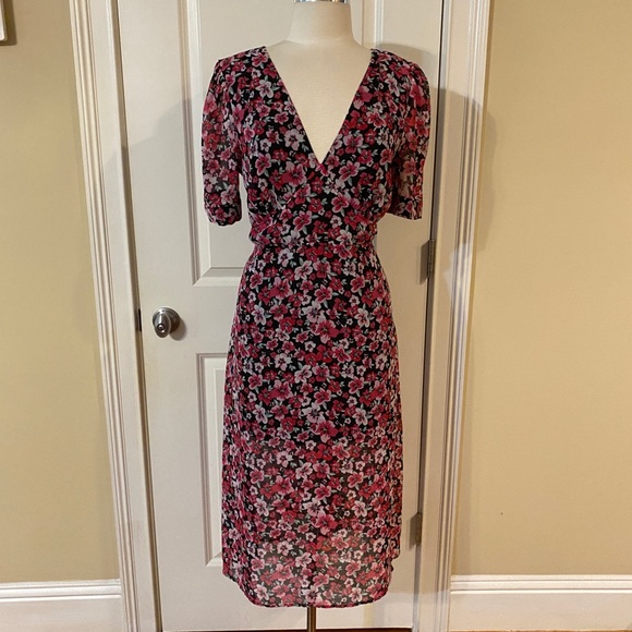 Divided H&M Dresses & Skirts - NEW W/O Tags Black Floral Midi Dress Size Large